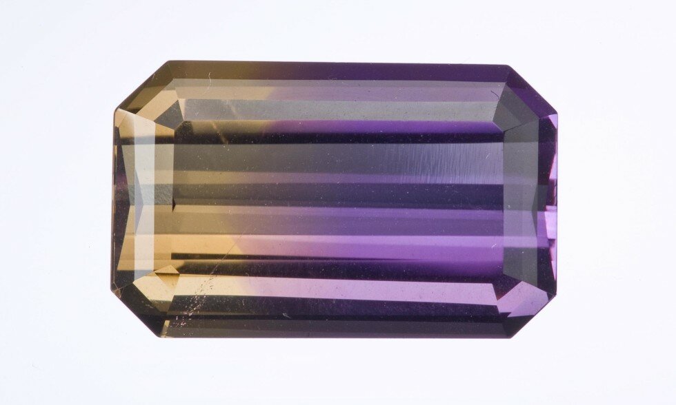 Камень аметрин